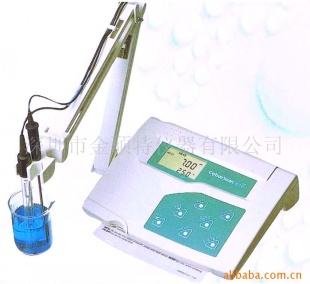 经济型台式MV计