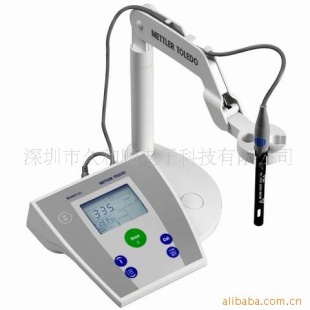 S30 快巧型台式电导率仪