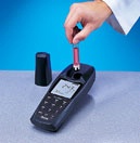 AQ4000精密防水型便携式多参数水质分析仪