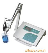 新加坡EUTECH台式pH计