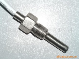 小型、高精度温度传感器