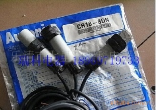 奥托尼克斯接近传感器CR18-8DP