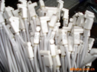 SMC 磁性开关D-F8B、D-F8BL