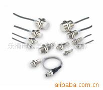 欧姆龙OMRON接近开关E2EM-X15B1