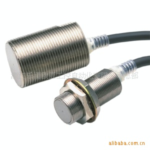 E2E-X7T1 2M欧姆龙接近开关