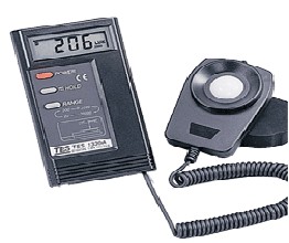 TES-1334A数字式照度计