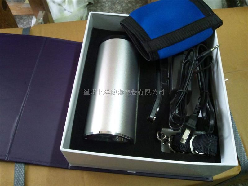 福建LED手提式防爆探照灯