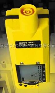 一泵吸式气体检测仪